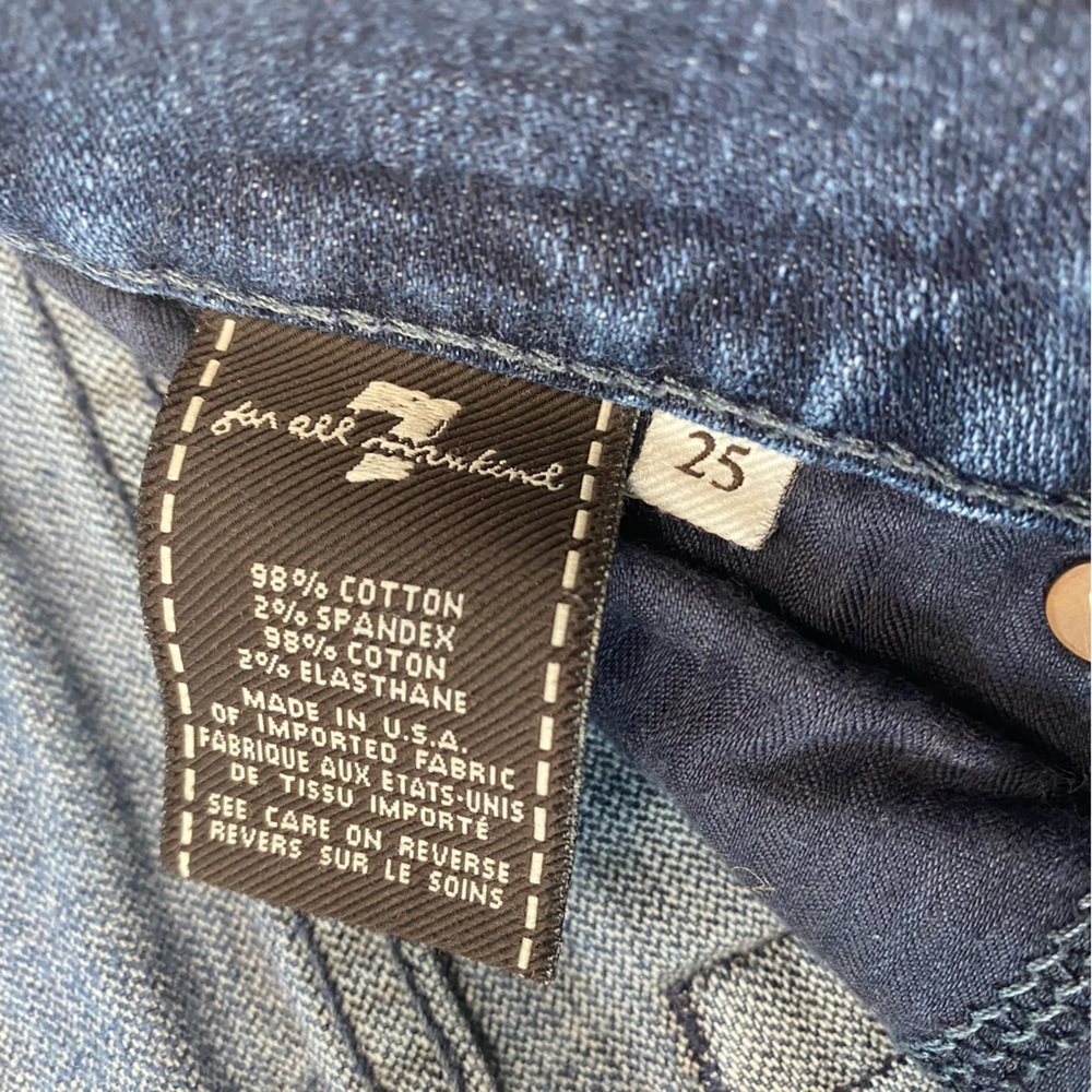7 For All Mankind Denim Shorts (25) - Picture 2 of 6
